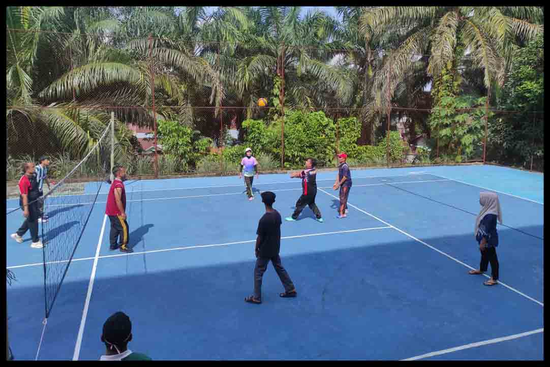 14082025 Web Lomba Voli dan Sepak Bola Sarung 1